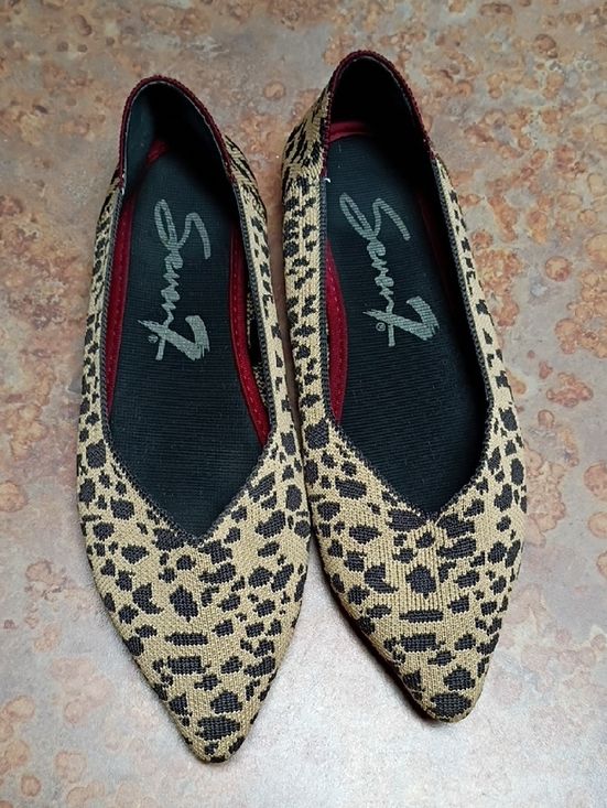 Seven7 Shoes - Seven7 Leopard-Print Pointed Flats in Beige and Black with Red Trim